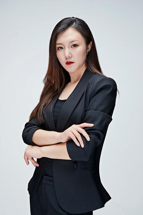卞备宁 视觉与舞美负责人